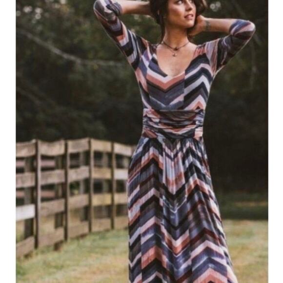 ANTHROPOLOGIE MAEVE Maxi Dress Size Medium - Picture 1 of 7